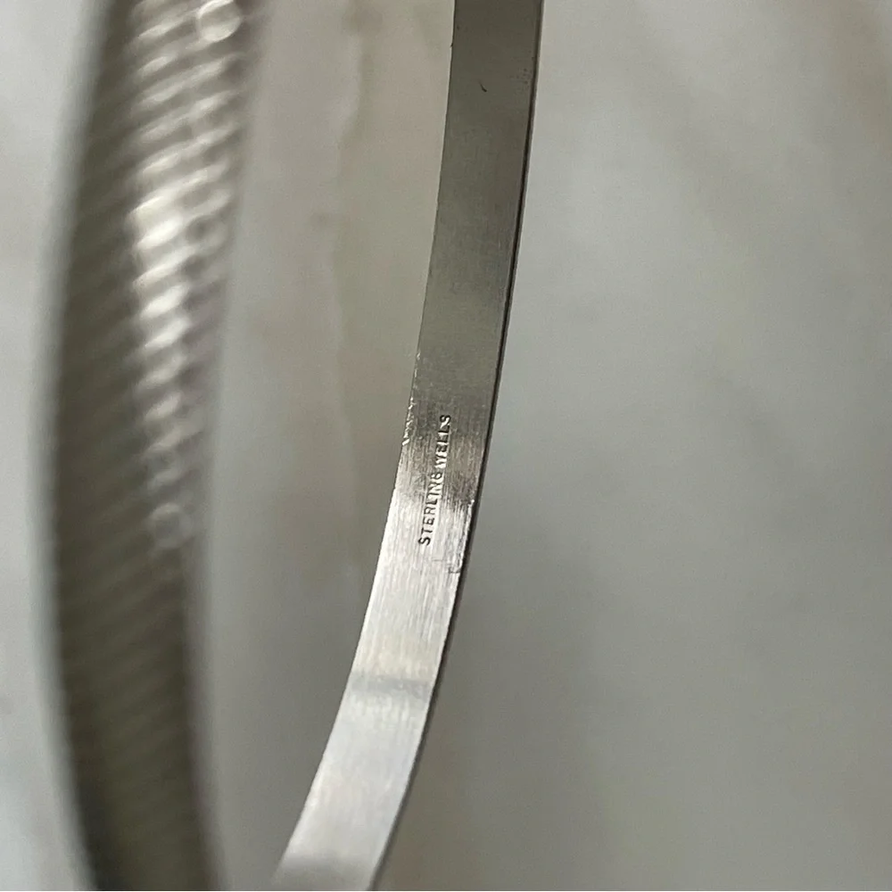 Vintage Sterling Wells Silver Basic Bangle Bracelet - Picture 3 of 5